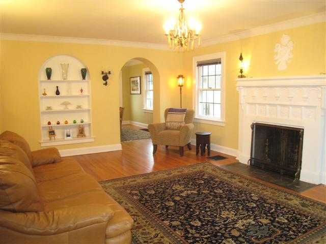 80 South Cassingham Road Bexley, OH 43209 - Photo 4 of 19