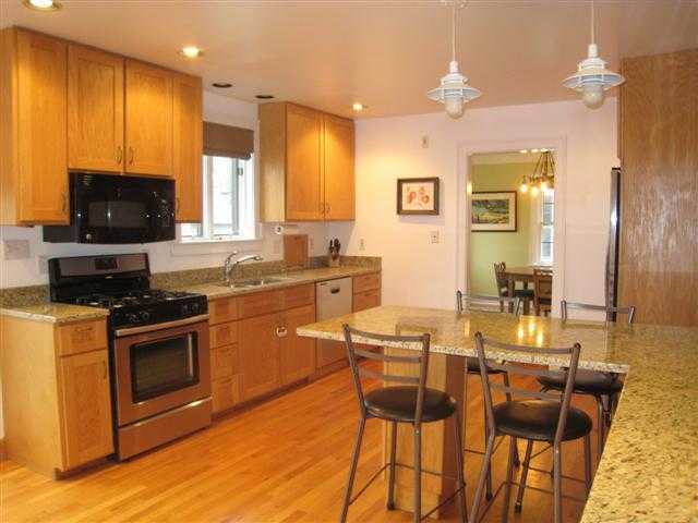 80 South Cassingham Road Bexley, OH 43209 - Photo 7 of 19