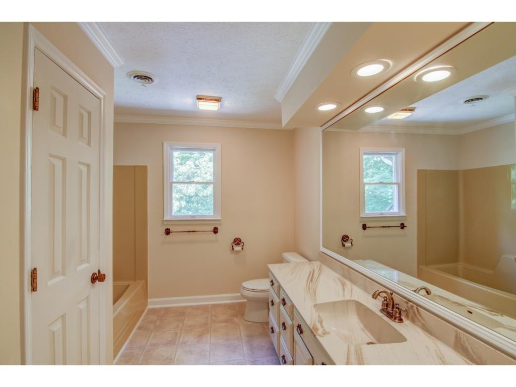 2203 Nantucket Road Johnson City, TN 37604 - Photo 23 of 35 Photo 23