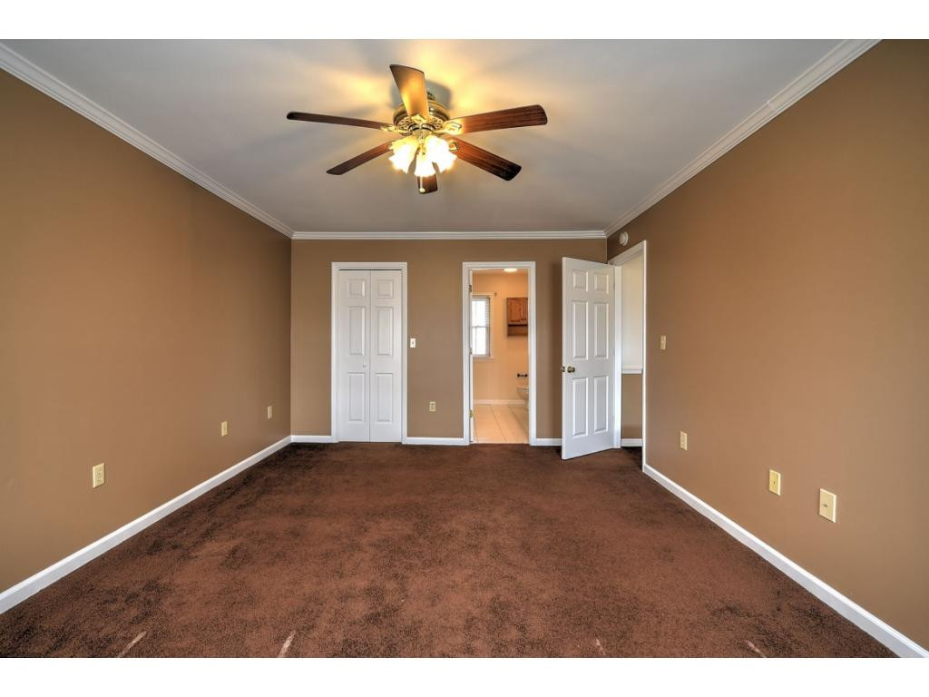 2203 Nantucket Road Johnson City, TN 37604 - Photo 25 of 35 Photo 25