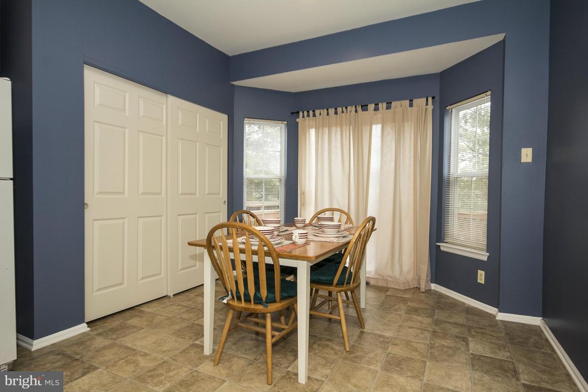 8433 Glad Rivers Row Columbia, MD 21045 - Photo 10 of 29 Dining Room