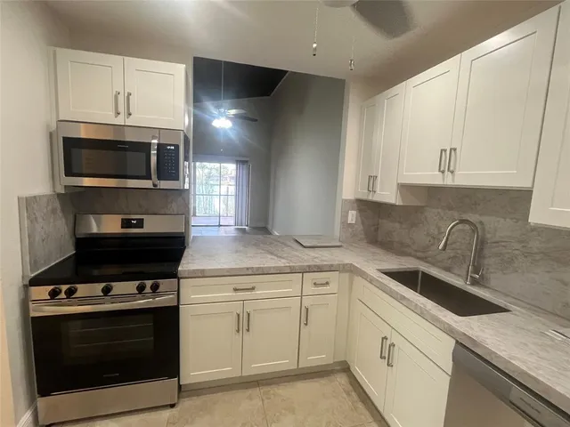 $2,980 | 5511 Southwest 24th Avenue, Unit 1, Fort Lauderdale, FL 33312