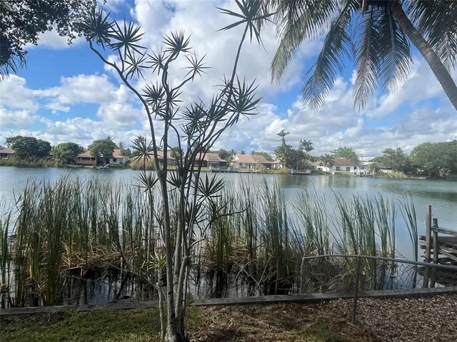 $2,980 | 5511 Southwest 24th Avenue, Unit 1, Fort Lauderdale, FL 33312