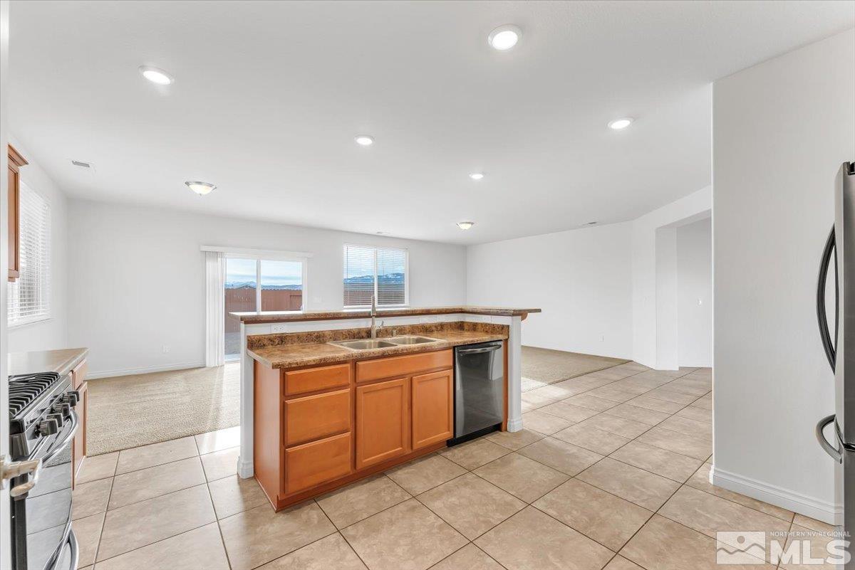 18556 Pequeno Court Reno, NV 89508 - Photo 11 of 30 Photo 11