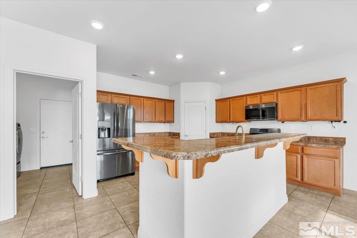 18556 Pequeno Court Reno, NV 89508 - Photo 8 of 30 Photo 8