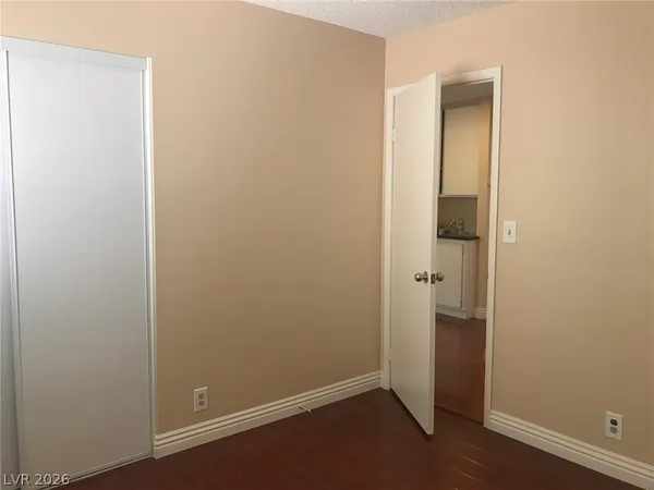 $1,800 | 4649 Winfield Drive, Las Vegas, NV 89147