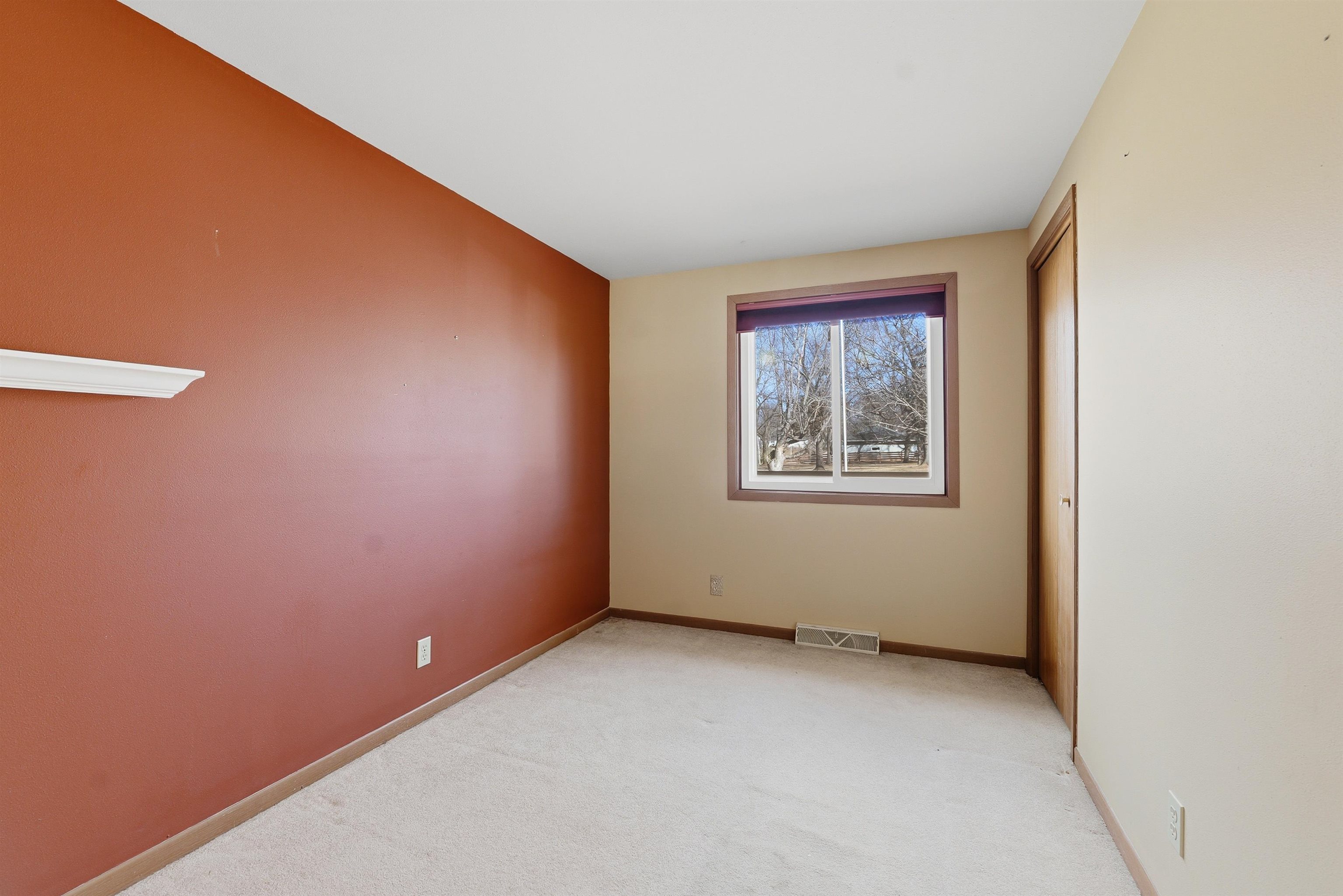 711 Castello Street Fremont, WI 54940 - Photo 11 of 47