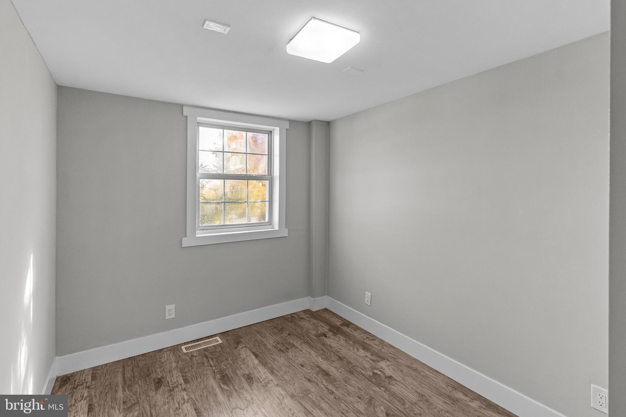 4201 Lawnside Road Philadelphia, PA 19154 - Photo 14 of 31 Gallery Image 14
