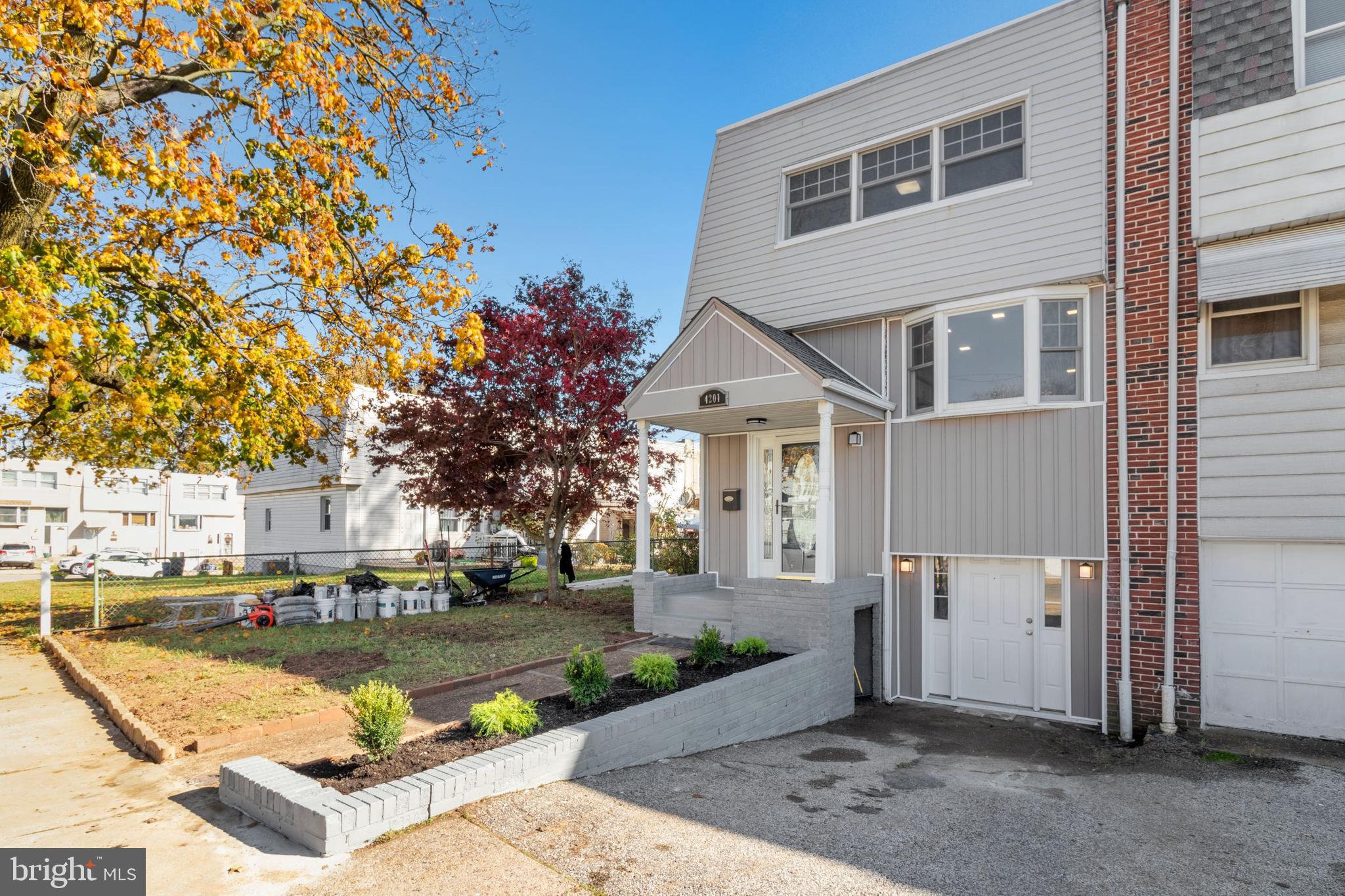 4201 Lawnside Road Philadelphia, PA 19154 - Photo 3 of 31 Gallery Image 3