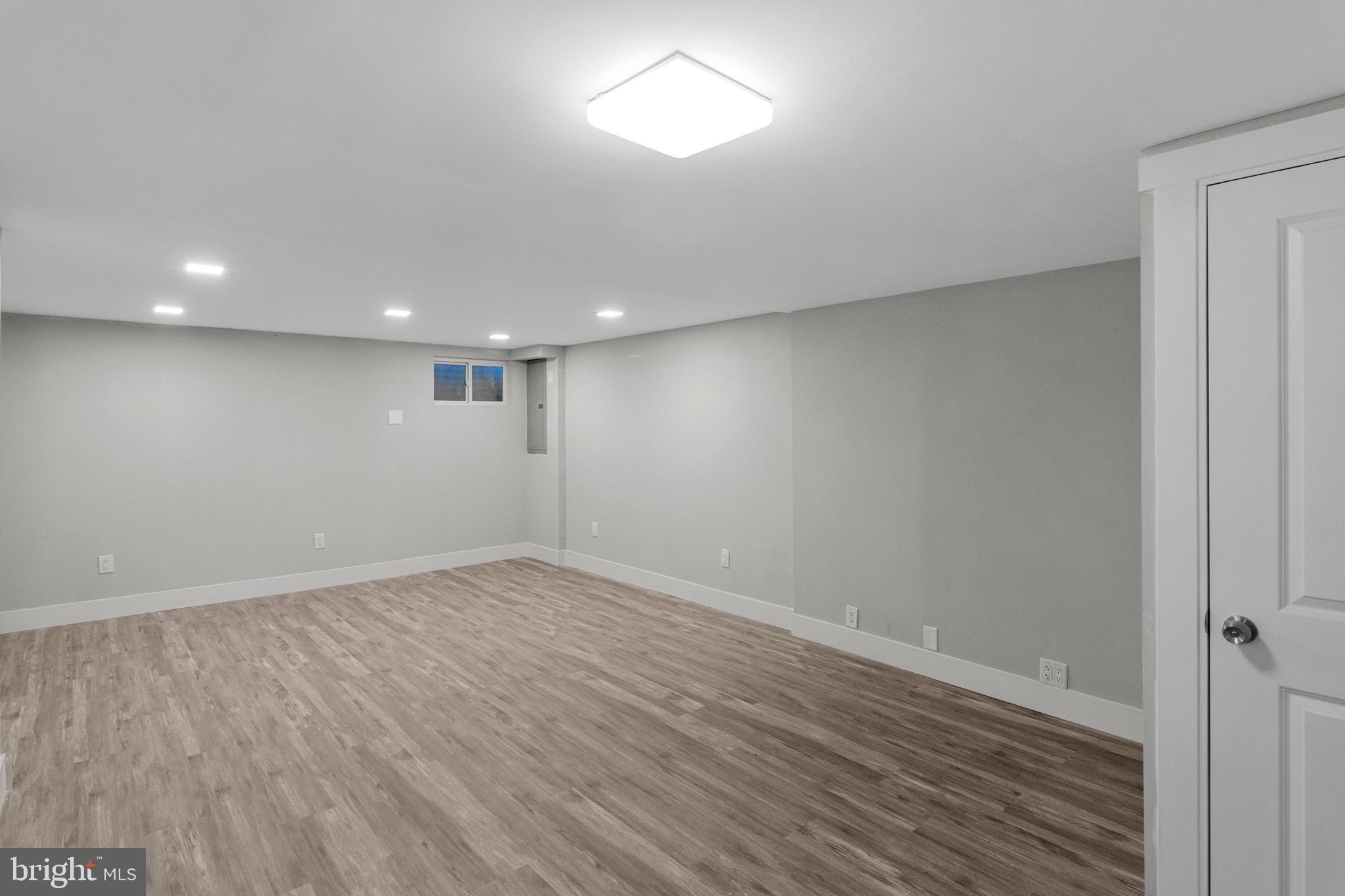 4201 Lawnside Road Philadelphia, PA 19154 - Photo 26 of 31 Gallery Image 26