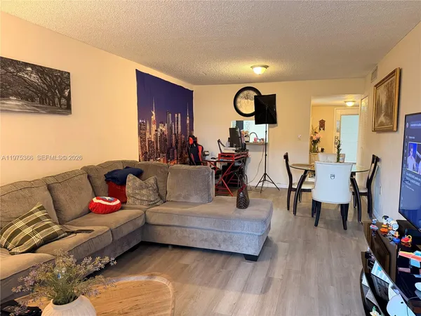 $1,675 | 1800 Southwest 81st Avenue, Unit 1100, North Lauderdale, FL 33068