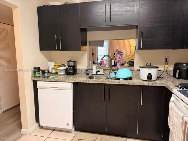 $1,675 | 1800 Southwest 81st Avenue, Unit 1100, North Lauderdale, FL 33068