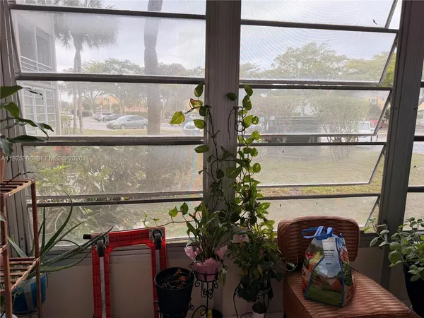 $1,675 | 1800 Southwest 81st Avenue, Unit 1100, North Lauderdale, FL 33068