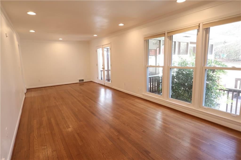 1735 Moonstone Court Decatur, GA 30033 - Photo 10 of 32