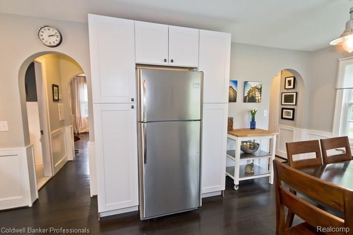 3600 Kenmore Road Berkley, MI 48072 - Photo 16 of 36 Kitchen and dining area.