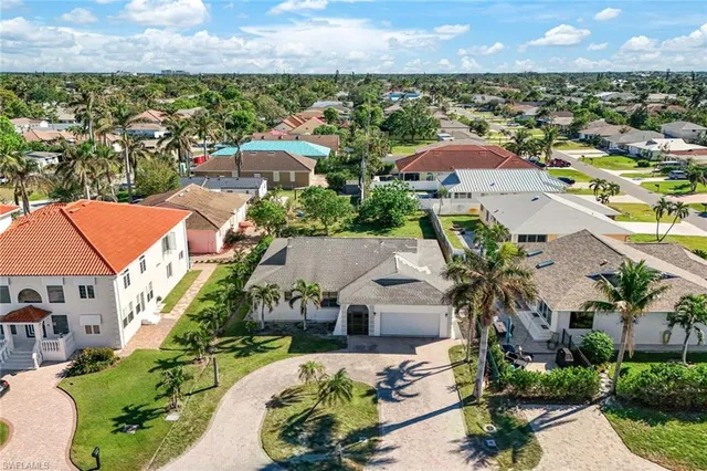 a view of a basketball court