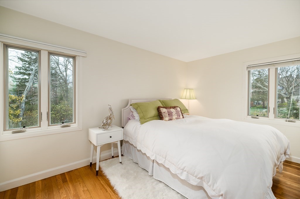 17 Eaglehead Road Manchester, MA 01944 - Photo 20 of 42