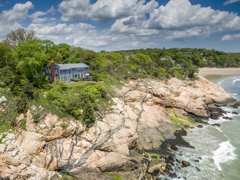 17 Eaglehead Road Manchester, MA 01944 - Photo 3 of 42