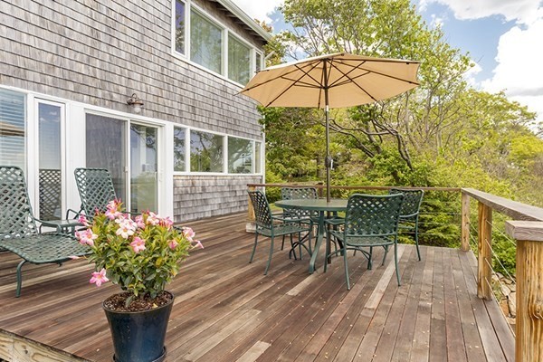 17 Eaglehead Road Manchester, MA 01944 - Photo 38 of 42