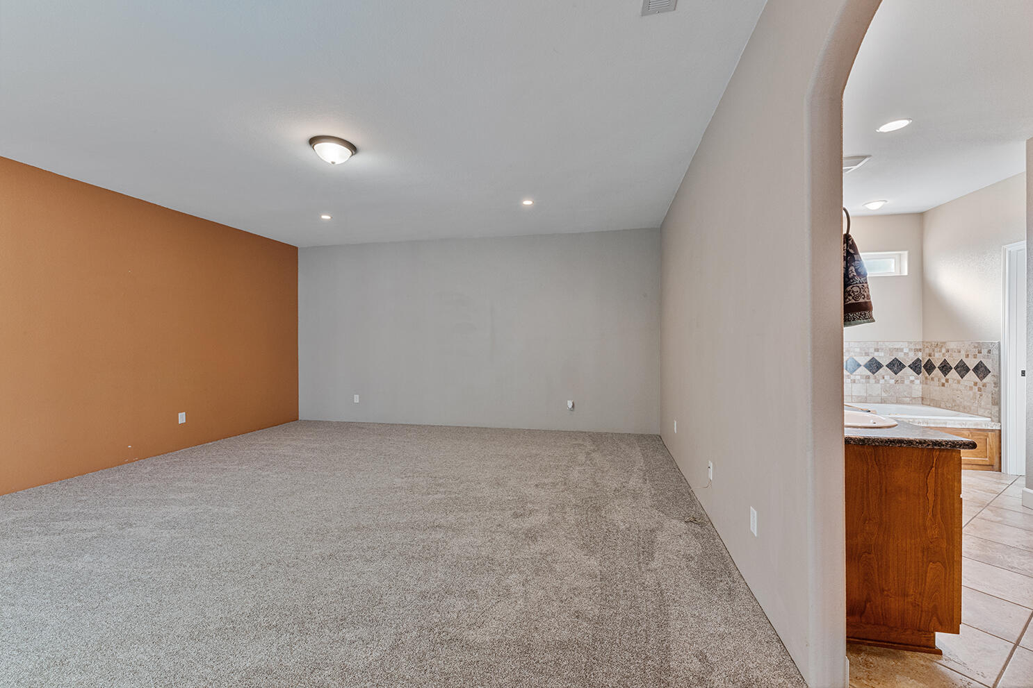 72 Pineridge Lane Eagle Point, OR 97524 - Photo 18 of 34 a view of an empty room