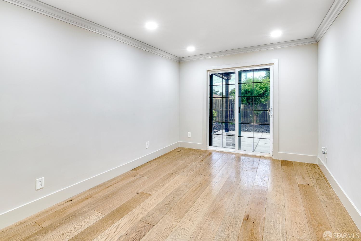 401 Silver Avenue Richmond, CA 94801 - Photo 23 of 29