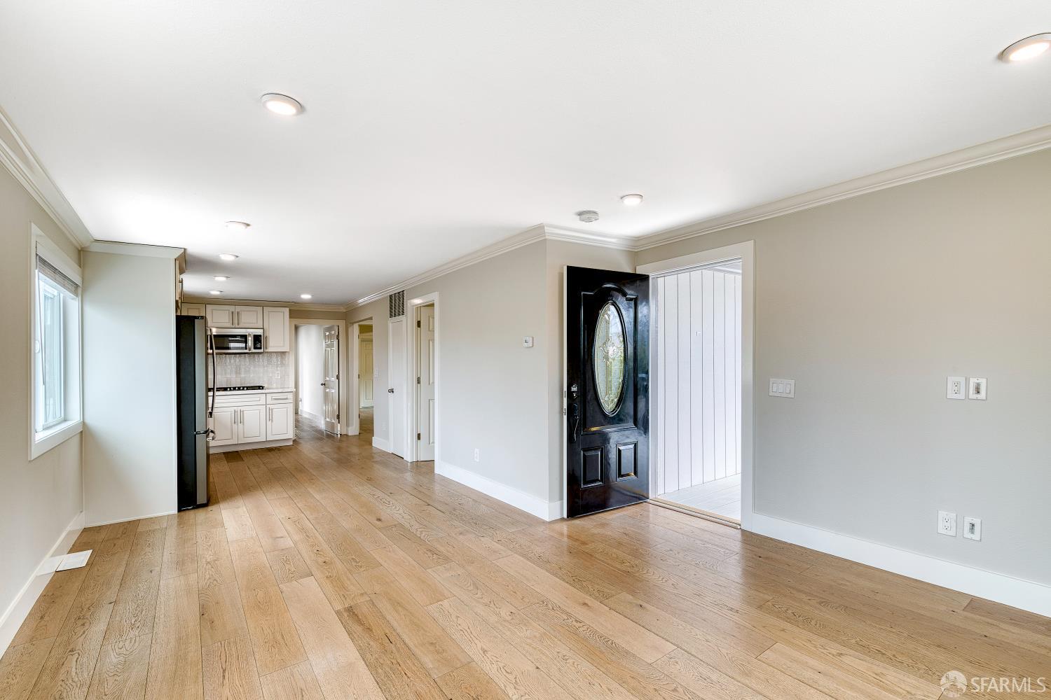 401 Silver Avenue Richmond, CA 94801 - Photo 6 of 29