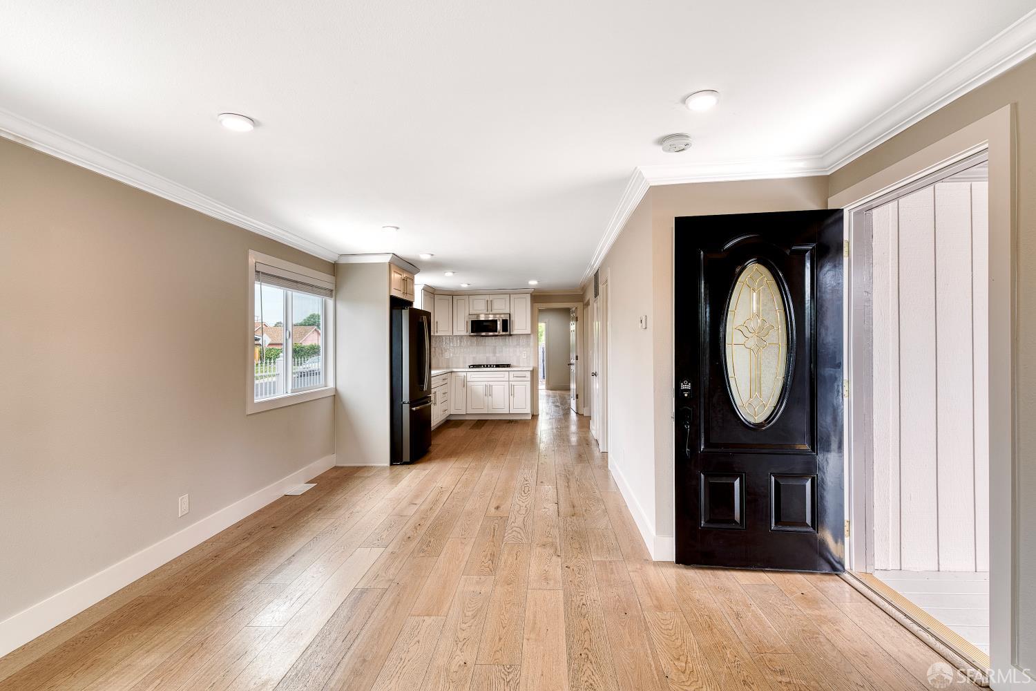 401 Silver Avenue Richmond, CA 94801 - Photo 8 of 29