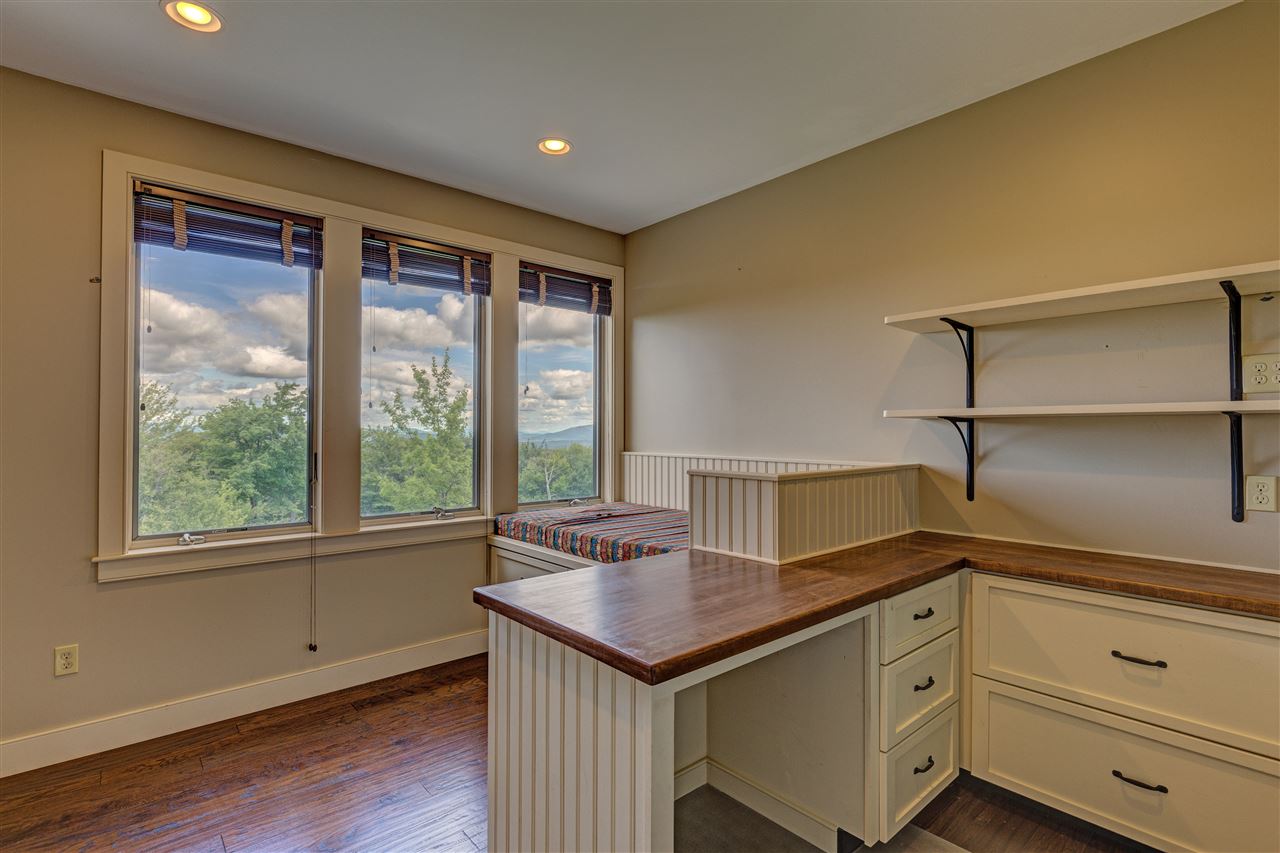 92 Summit Road New London, NH 03257 - Photo 15 of 33 Gallery Image 15