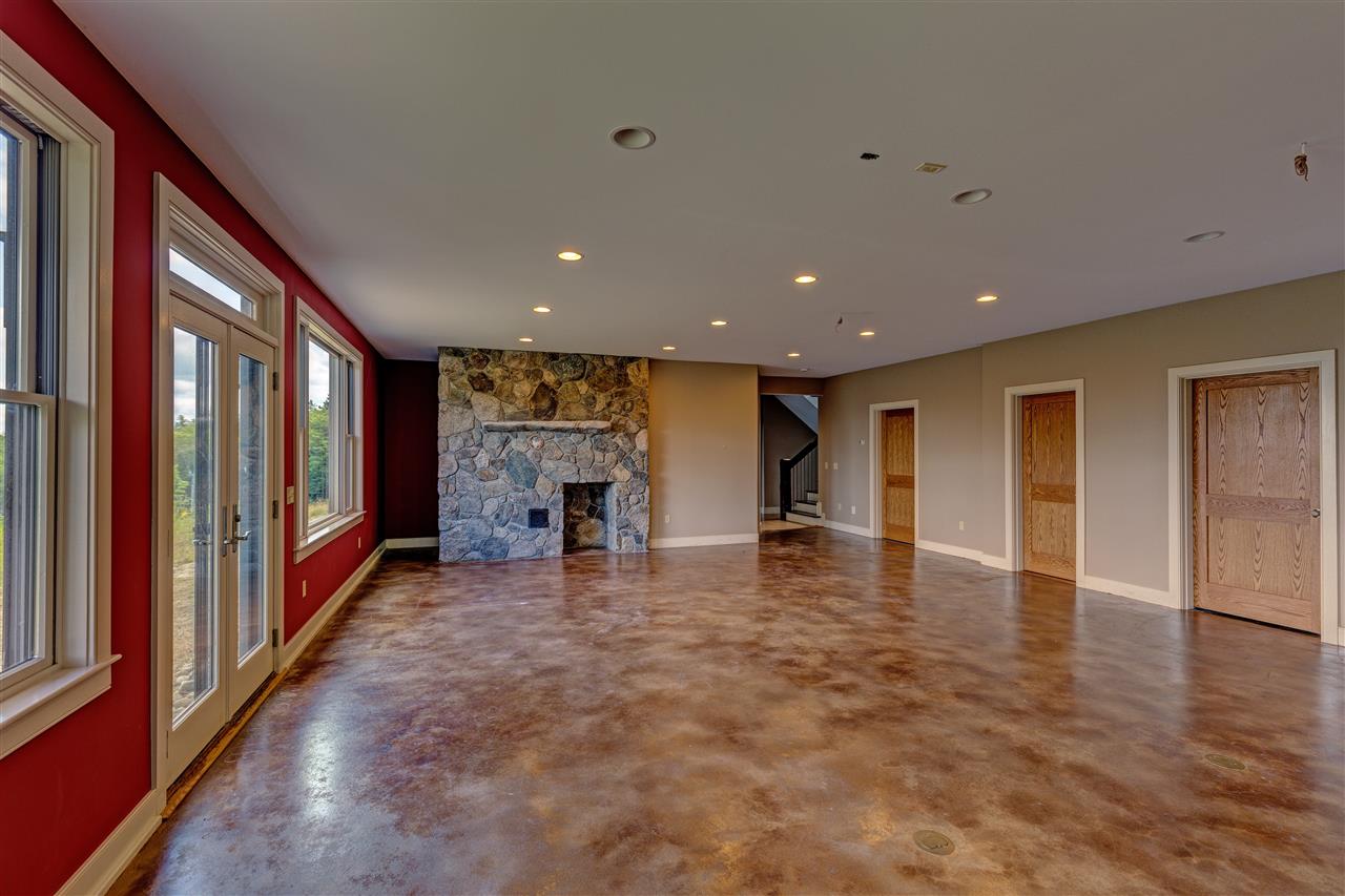 92 Summit Road New London, NH 03257 - Photo 23 of 33 Gallery Image 23