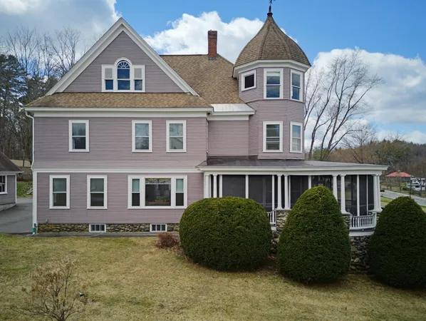 $649,900 | 3 Fisher Place, Claremont, NH 03743