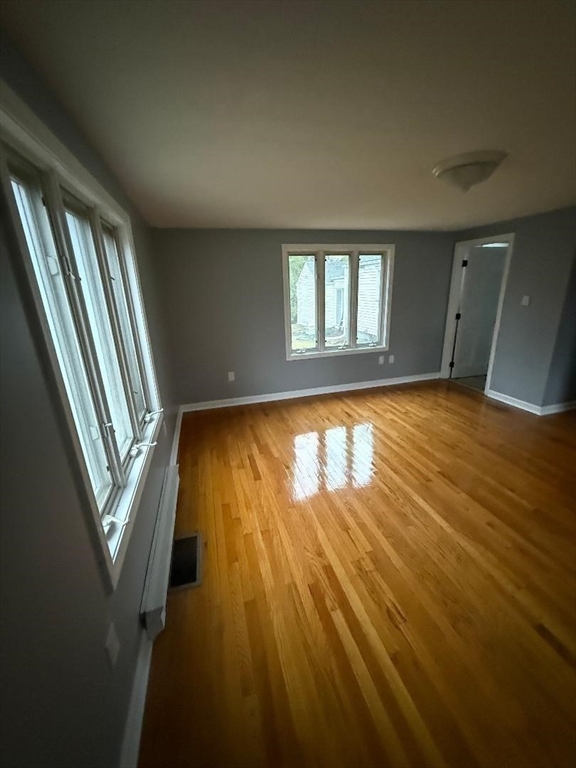 130 Fox Hill Road Springfield, MA 01118 - Photo 18 of 33