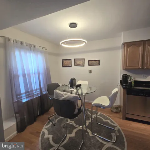 $2,200 | 3336 Spring Lane, Unit A26, Falls Church, VA 22041