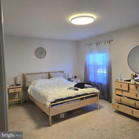 $2,200 | 3336 Spring Lane, Unit A26, Falls Church, VA 22041