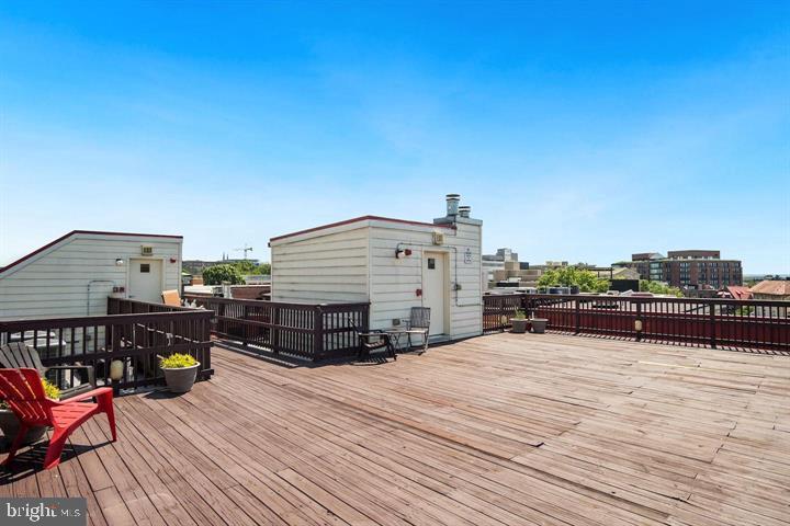 2627 Adams Mill Road Northwest, Unit 401 Washington, DC 20009 - Photo 13 of 20