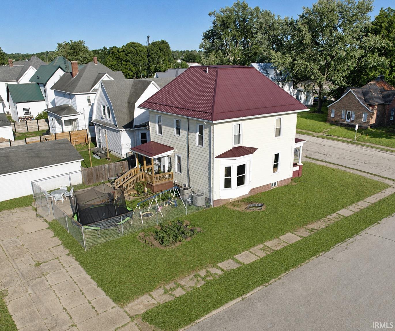 712 West Main Street Washington, IN 47501 - Photo 28 of 31