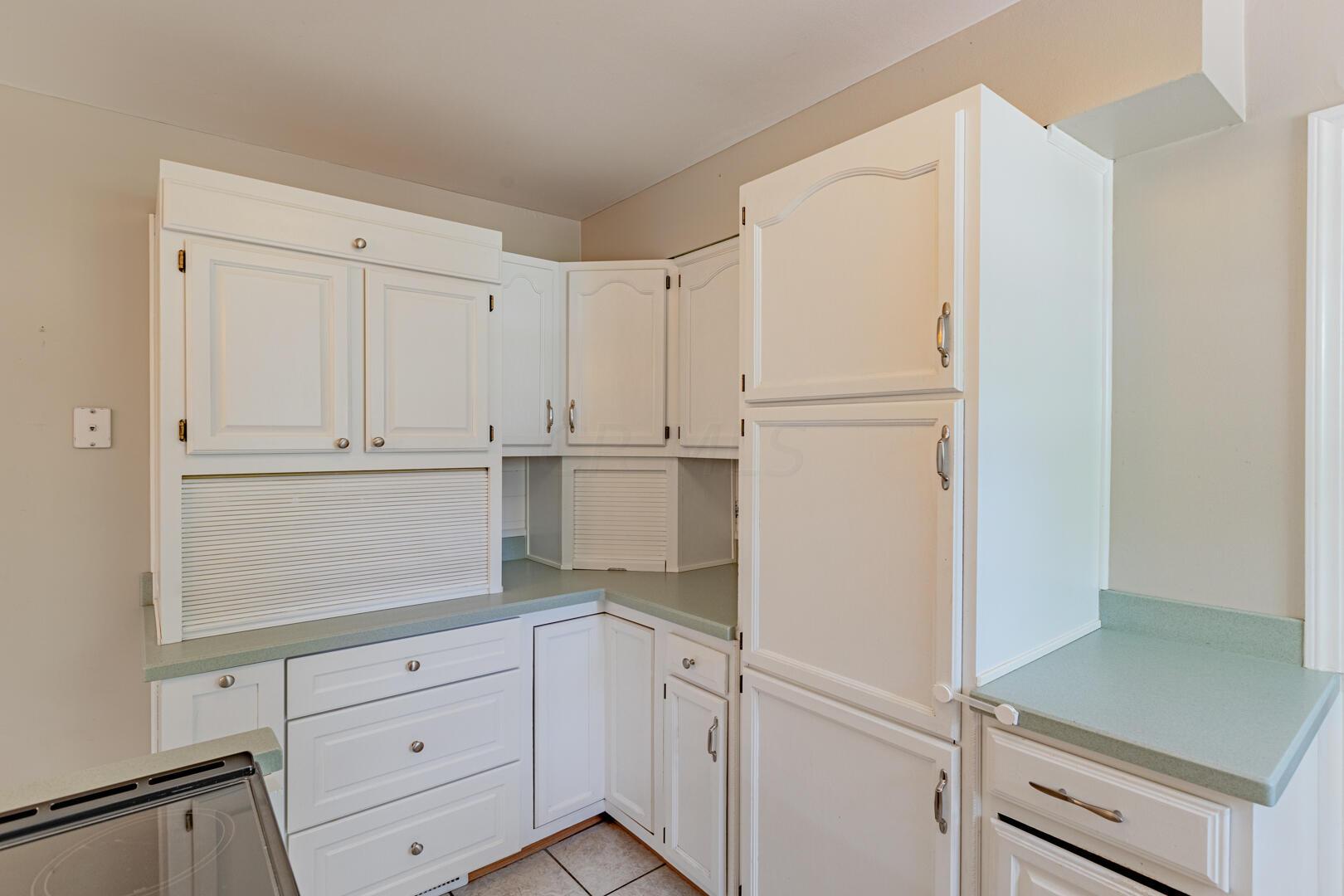 6365 Harlem Road Westerville, OH 43081 - Photo 13 of 61 6365-Harlem-44