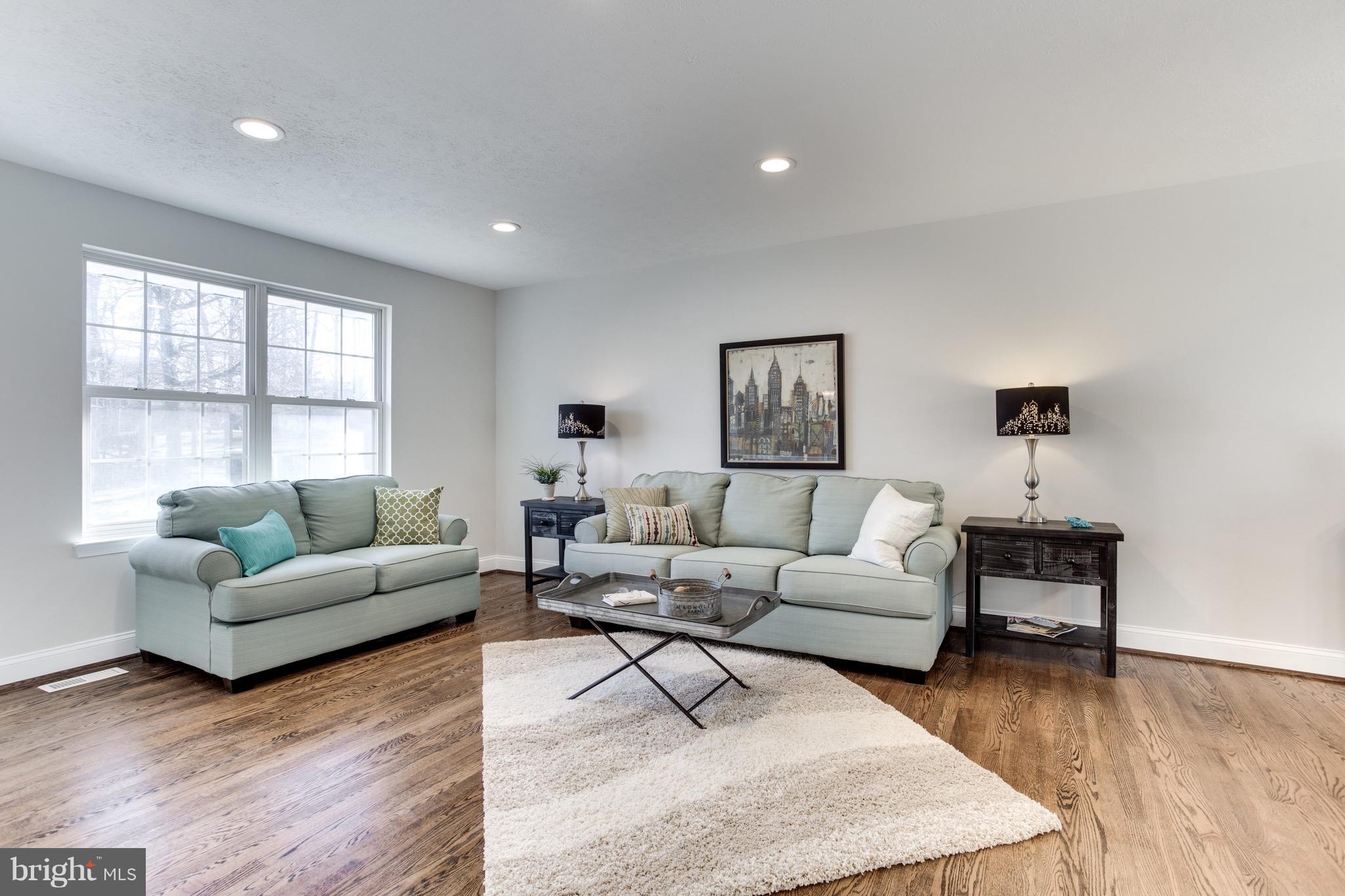 620 Riden Street Odenton, MD 21113 - Photo 4 of 30 Brand New Oak Hardwood Floors