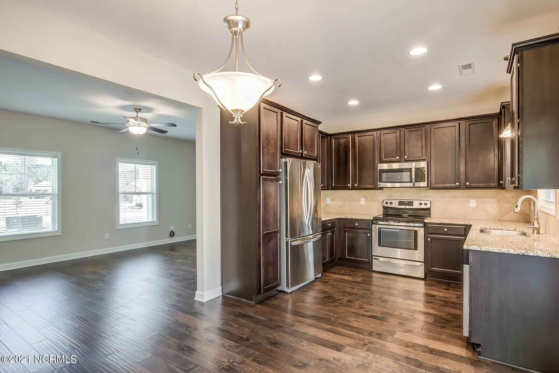 152 Poplar Branch Way Hampstead, NC 28443 - Photo 20 of 42 152-Poplar (99)