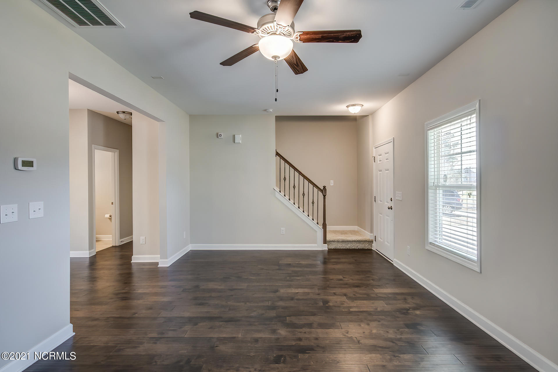 152 Poplar Branch Way Hampstead, NC 28443 - Photo 5 of 42 152-Poplar (105)