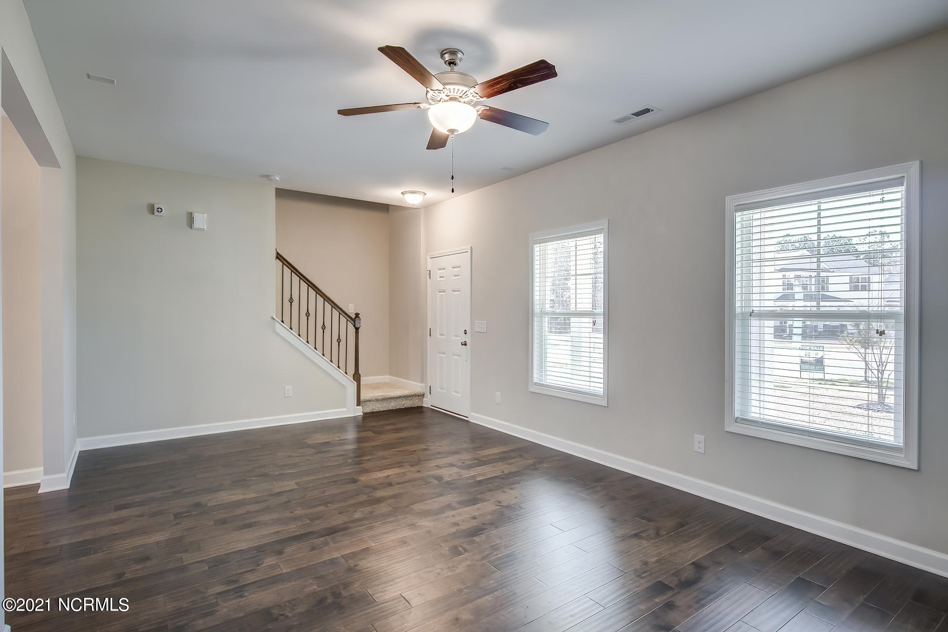 152 Poplar Branch Way Hampstead, NC 28443 - Photo 10 of 42 152-Poplar (106)