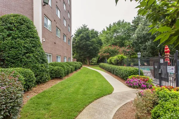 $228,000 | 1501 Clairmont Road, Unit 1628, Decatur, GA 30033