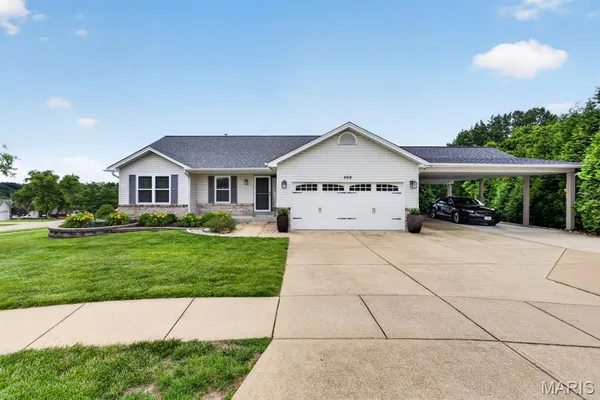 $420,000 | 400 Lexington Court, Imperial, MO 63052