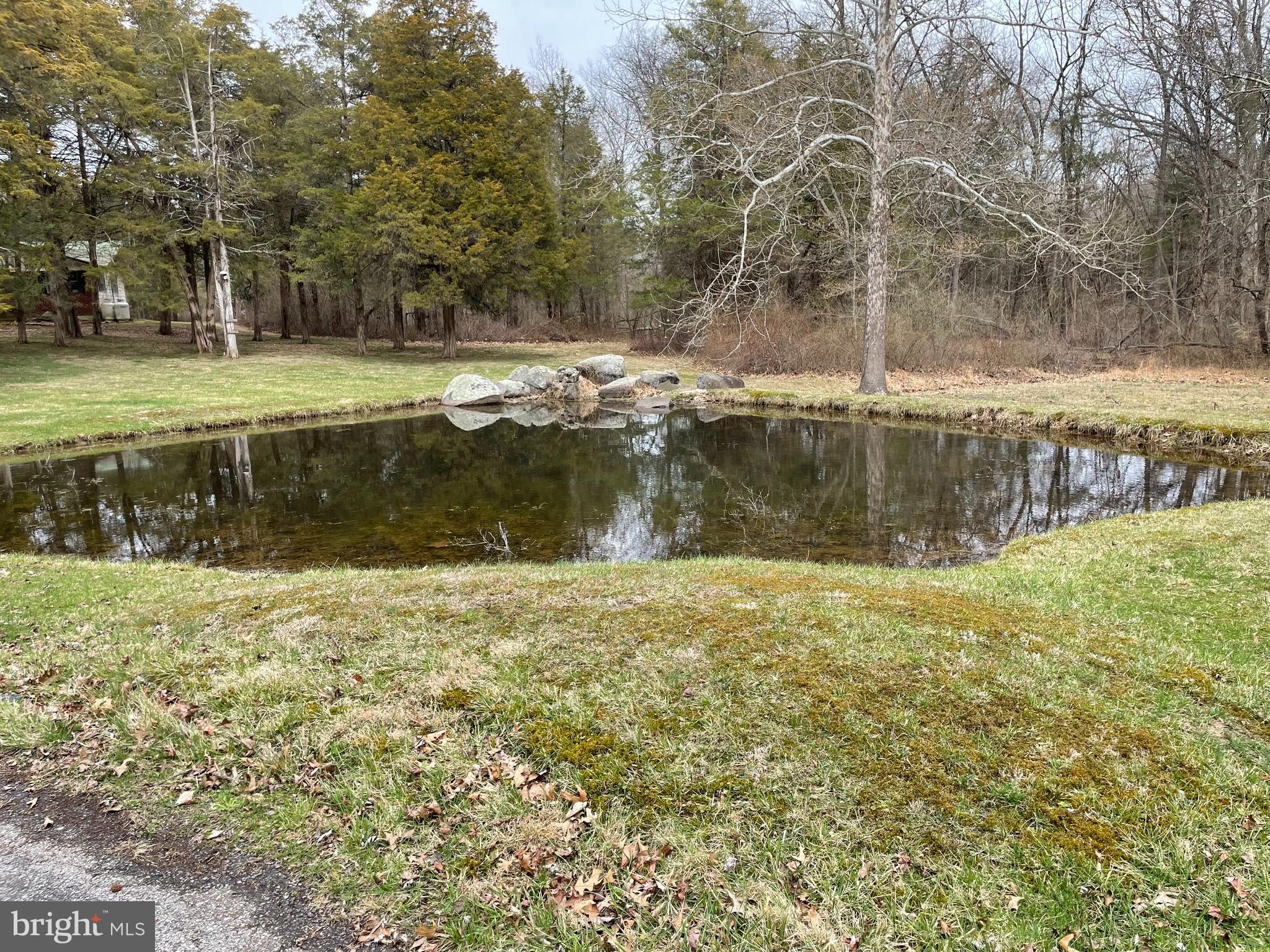 60 Ridge Road Gettysburg, PA 17325 - Photo 4 of 41