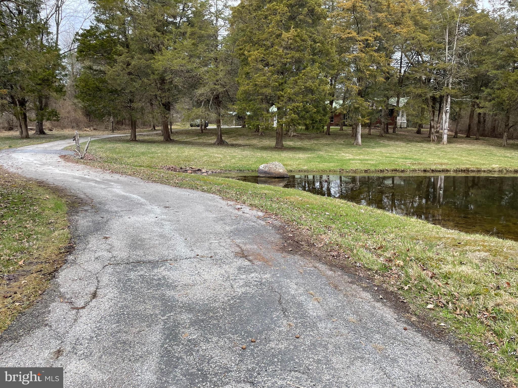 60 Ridge Road Gettysburg, PA 17325 - Photo 5 of 41