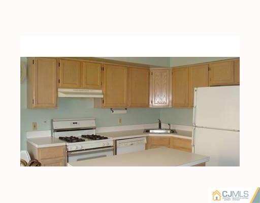 207 Nebula Road Piscataway, NJ 08854 - Photo 3 of 5