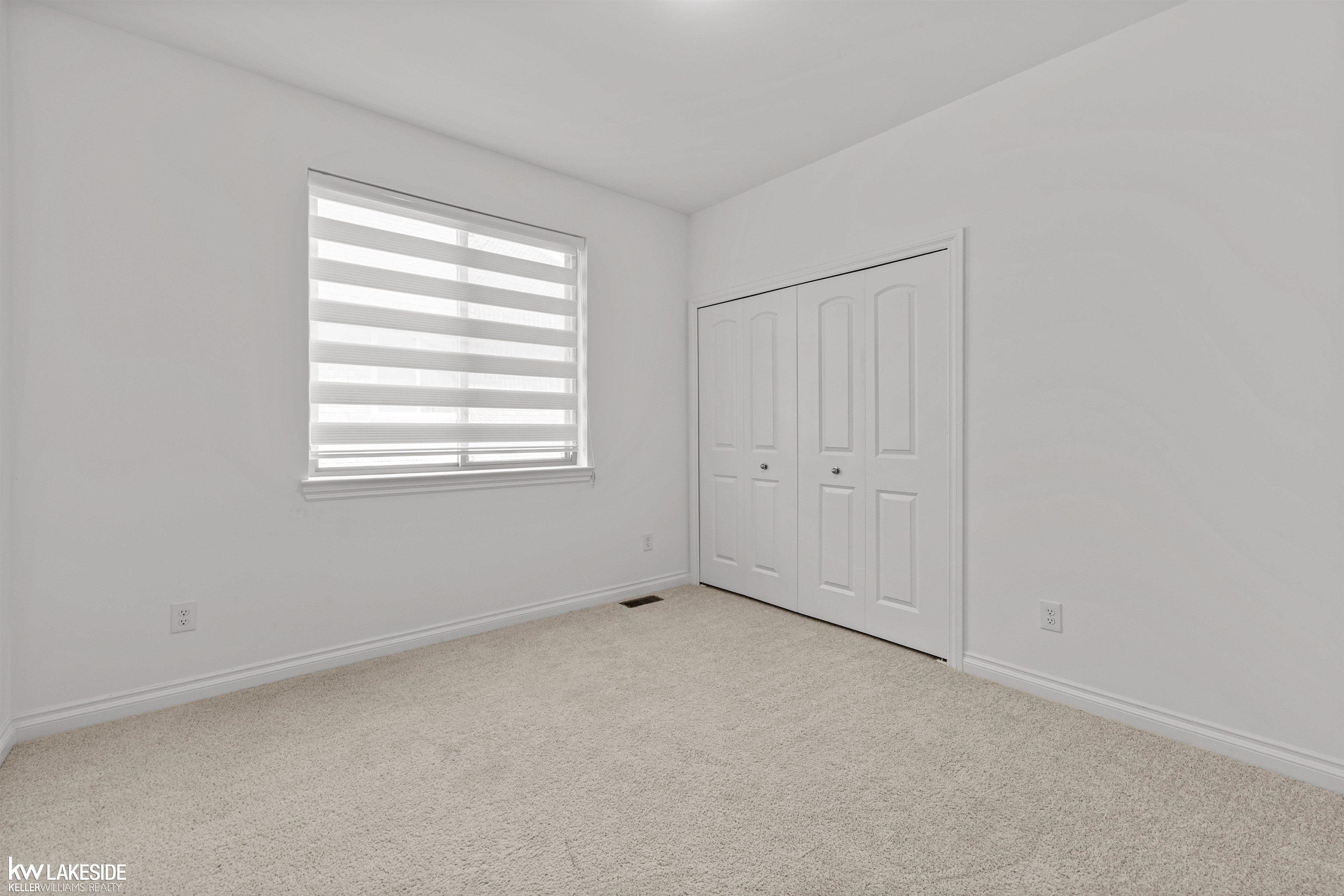 49712 Split Rock Road Macomb, MI 48044 - Photo 27 of 33 Gallery Image 27