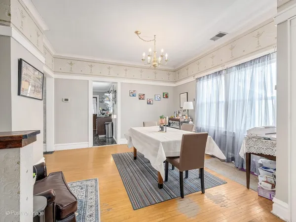 $749,000 | 24 North Kensington Avenue, La Grange, IL 60525