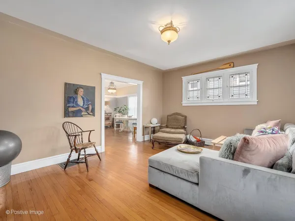 $749,000 | 24 North Kensington Avenue, La Grange, IL 60525
