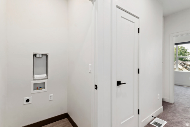 32 West 400 South Bountiful, UT 84010 - Photo 28 of 31 Washroom featuring electric dryer hookup and hookup for a washing machine