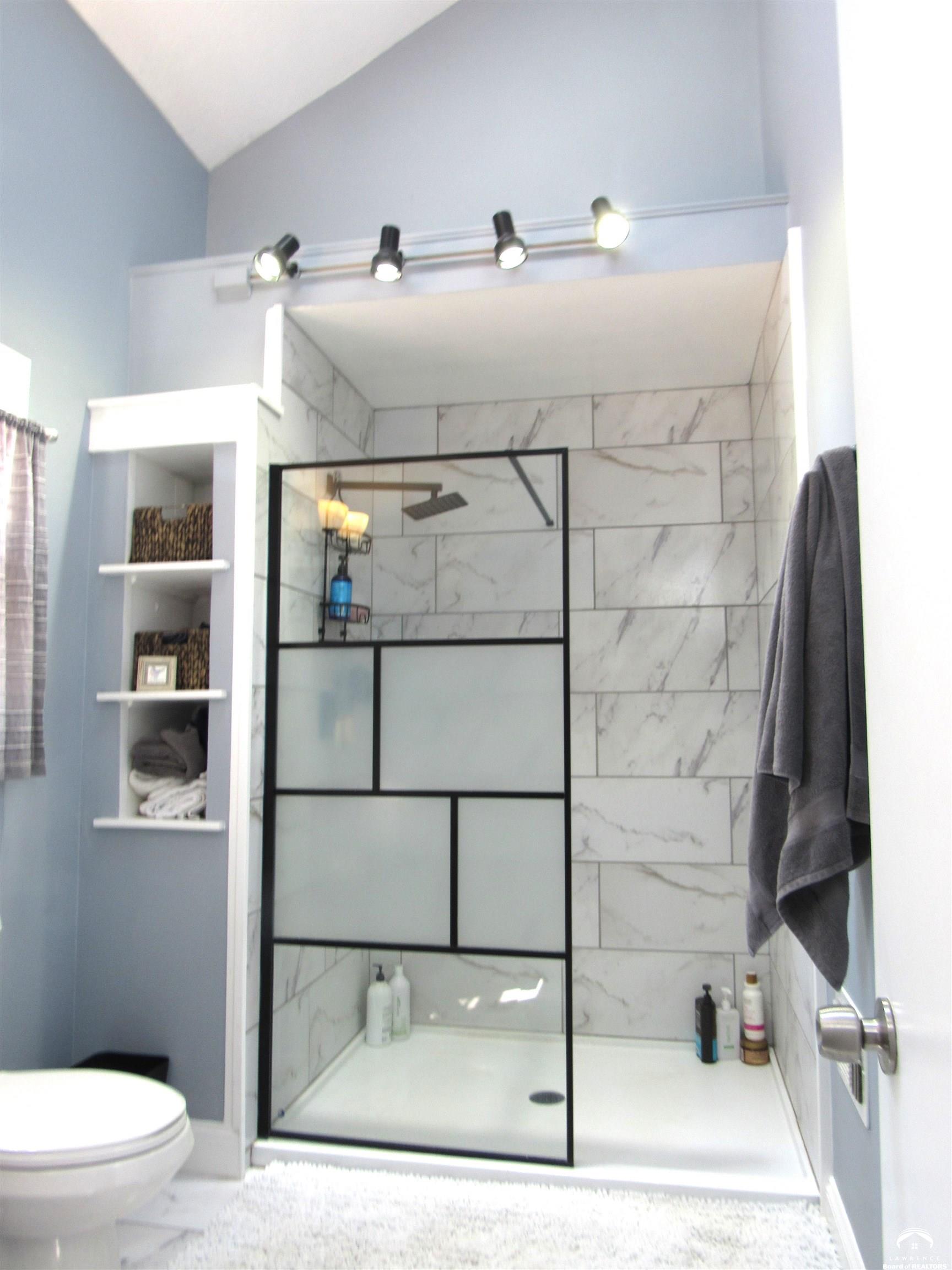 1901 North 600 Road Baldwin City, KS 66006 - Photo 34 of 49